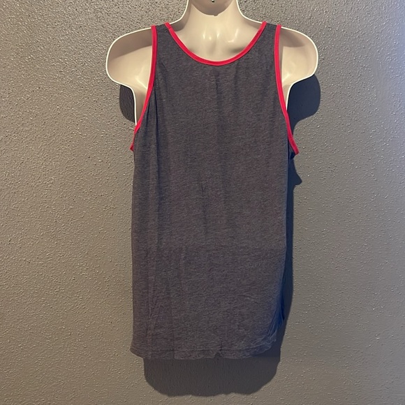 MLB Distressed Texas Rangers Tank - Picture 4 of 5